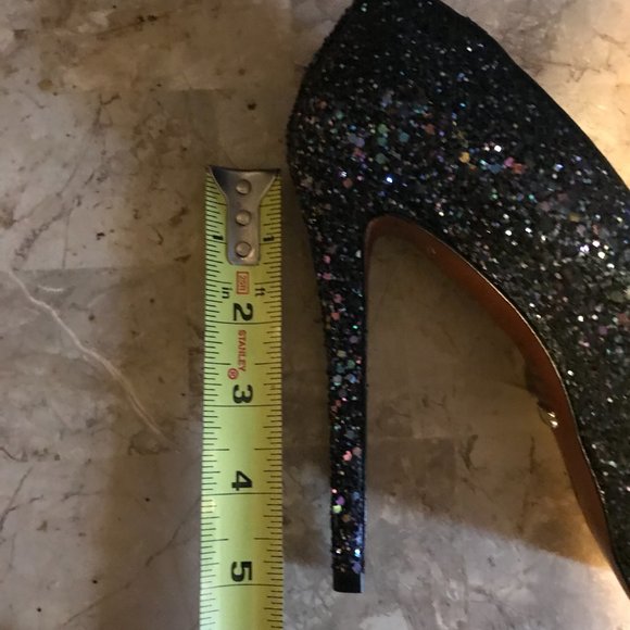 Shultz Shiny Heels Sz 5 - Picture 16 of 16